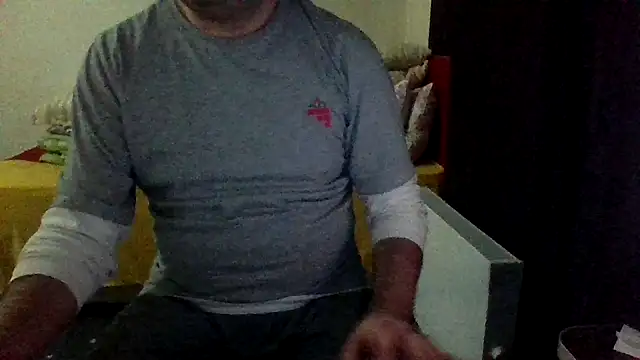 st206boy online show from 03/12/26, 12:39