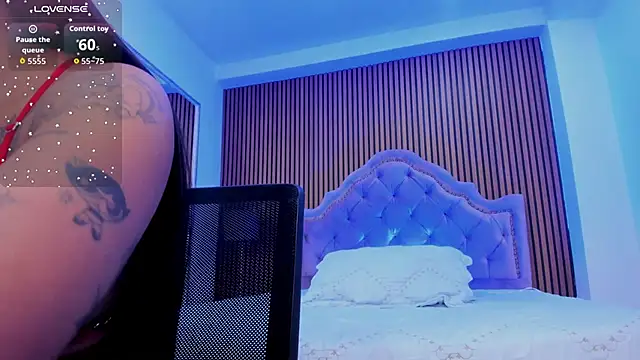 SelenaStonne online show from 11/22/25, 08:19