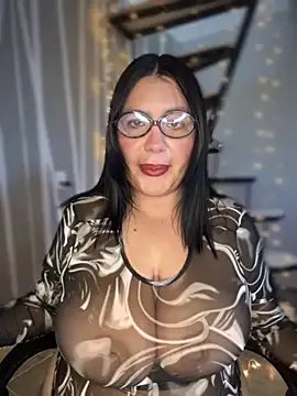 Snapshot of victoria_amatista_ chatting on 10/22/25, 06:51 victoria amatista online show from 10/22/25, 06:51