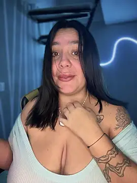 Snapshot of victoria_amatista_ chatting on 11/23/25, 07:08 victoria amatista online show from 11/23/25, 07:08