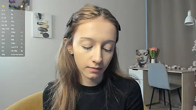 TaiteFairfield online show from 02/13/26, 08:54