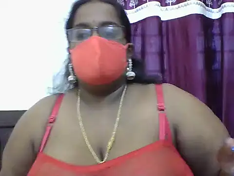 Snapshot of Reena-gowda chatting on 10/04/25, 11:52 Reena-gowda online show from 10/04/25, 11:52