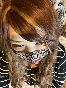 Snapshot of xoxLILxMELOxox chatting on 10/29/25, 04:53 xoxLILxMELOxox online show from 10/29/25, 04:53