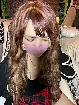 Snapshot of xoxLILxMELOxox chatting on 11/03/25, 02:40 xoxLILxMELOxox online show from 11/03/25, 02:40