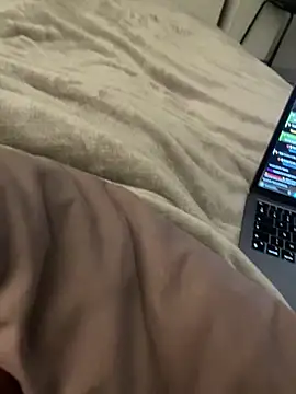 Snapshot of adlescaf9876 chatting on 10/08/25, 08:06 adlescaf9876 online show from 10/08/25, 08:06