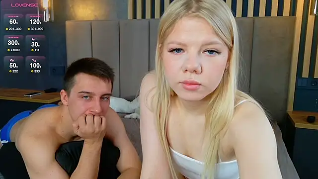 Snapshot of SandraGaze chatting on 02/08/26, 10:29 SandraGaze online show from 02/08/26, 10:29