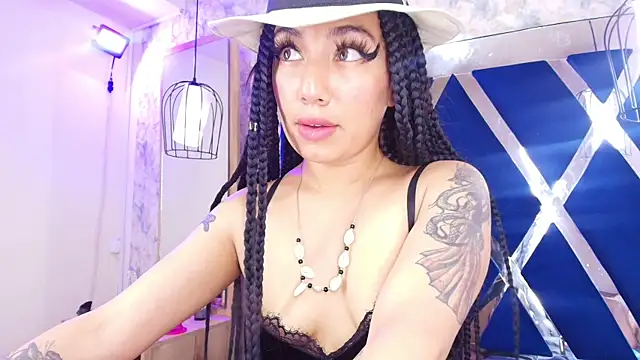 Soleil 66 online show from 10/26/25, 04:24