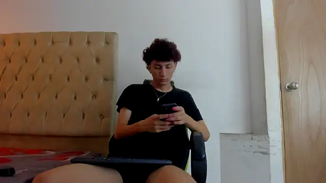 Darkknightx01 online show from 02/03/26, 09:47