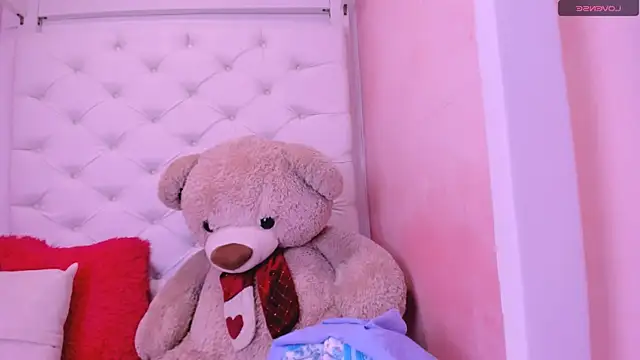 eimy skinny  online show from 04/07/26, 02:06