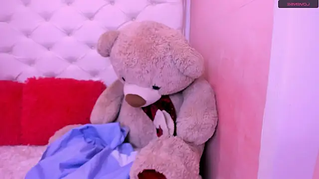 eimy skinny  online show from 04/10/26, 01:27