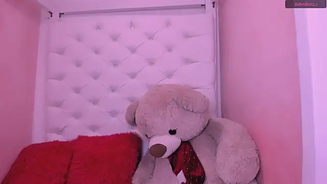 eimy skinny  online show from 04/26/26, 01:20