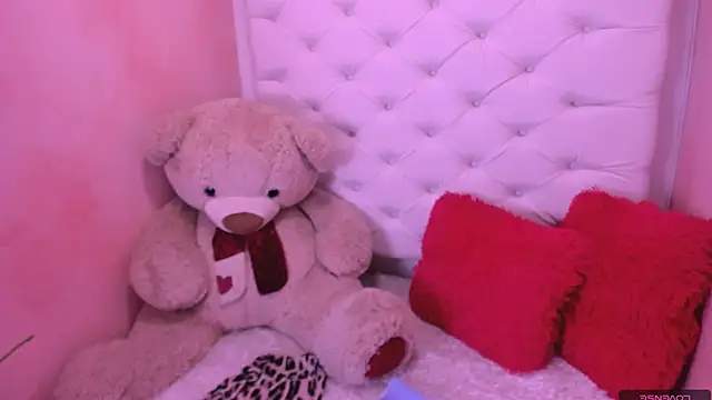 eimy skinny  online show from 05/13/26, 01:19