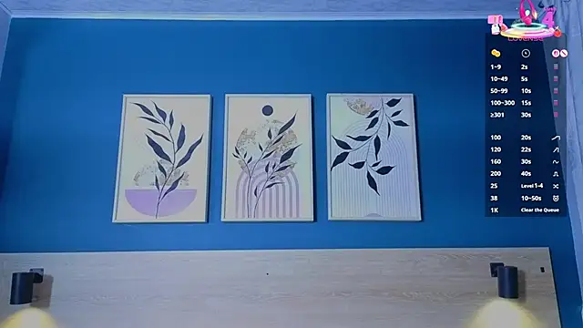 Snapshot of SarahMiler_ chatting on 10/04/25, 11:41 SarahMiler online show from 10/04/25, 11:41