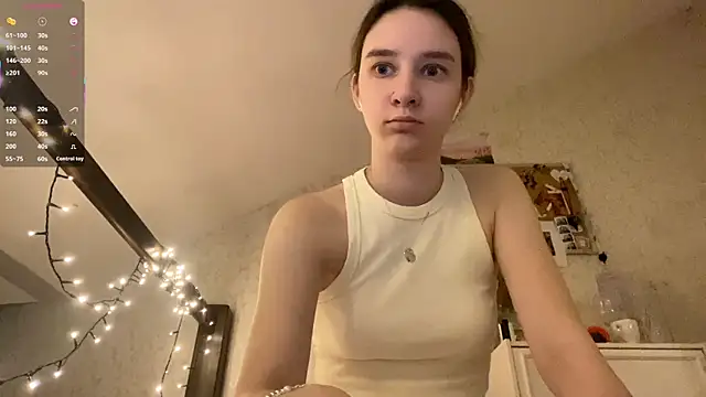 Snapshot of DanaCore chatting on 09/18/25, 05:37 DanaCore online show from 09/18/25, 05:37