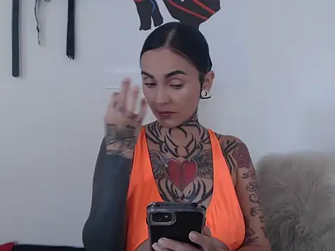 Sofia May online show from 12/03/25, 12:47