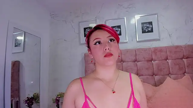 Maddy Mills online show from 02/05/26, 06:12