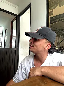 Snapshot of Jacobs0 chatting on 01/13/26, 06:13 Jacobs0 online show from 01/13/26, 06:13