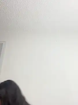 Snapshot of Issa_Santana chatting on 12/19/25, 08:38 Issa Santana online show from 12/19/25, 08:38