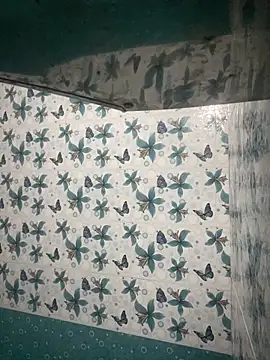 Snapshot of darkbluemoon chatting on 10/17/25, 12:36 darkbluemoon online show from 10/17/25, 12:36