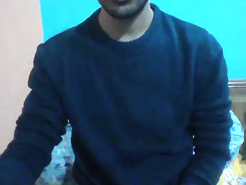 Snapshot of darkbluemoon chatting on 11/19/25, 01:33 darkbluemoon online show from 11/19/25, 01:33