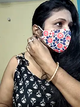 Hotty Sonali online show from 11/17/25, 01:22