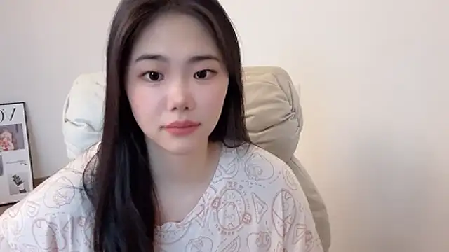 suki-1 online show from 06/15/26, 09:00