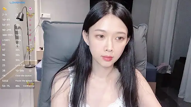 NiNi-baby520 online show from 10/12/25, 03:11