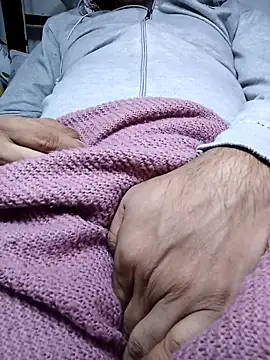 Snapshot of PROMYLOVE chatting on 09/13/25, 08:08 PROMYLOVE online show from 09/13/25, 08:08