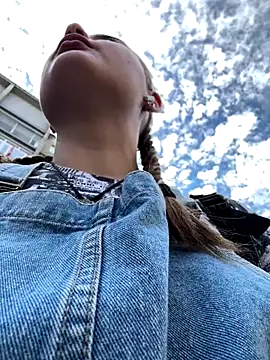 Snapshot of StephanieMur chatting on 09/27/25, 06:07 StephanieMur online show from 09/27/25, 06:07