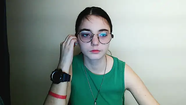 Sun Shine   online show from 12/13/25, 10:26