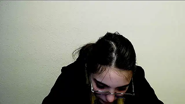 Sun Shine   online show from 12/18/25, 07:03