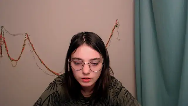 Sun Shine   online show from 02/07/26, 03:38