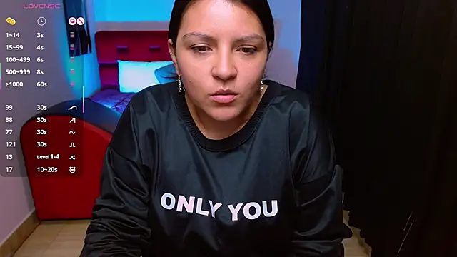 Snapshot of Sahamara_07 chatting on 02/13/26, 02:46 Sahamara 07 online show from 02/13/26, 02:46