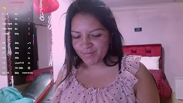 Snapshot of Sahamara_07 chatting on 02/18/26, 08:16 Sahamara 07 online show from 02/18/26, 08:16