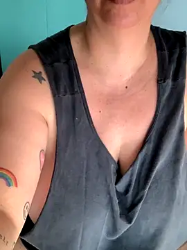 LupeLok online show from 09/18/25, 04:53