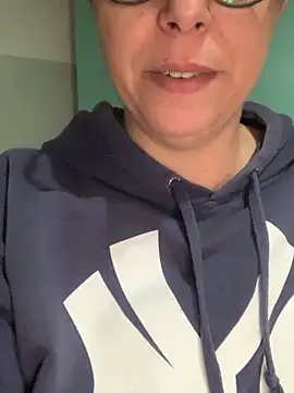 LupeLok online show from 10/08/25, 03:59