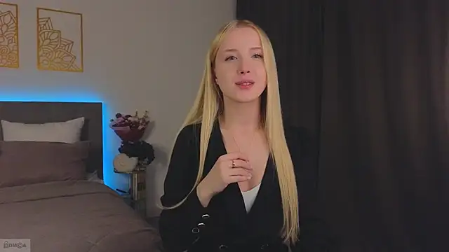 Adele Armas online show from 10/08/25, 11:35