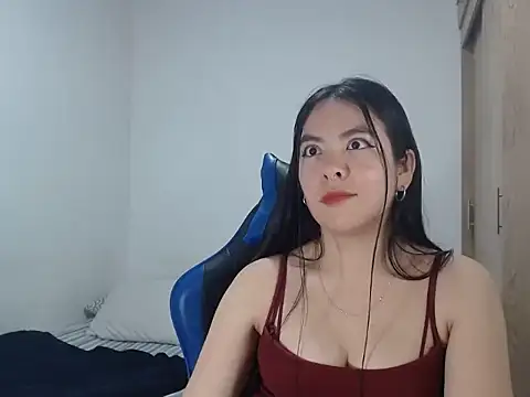 EloiseJun online show from 09/30/25, 01:10