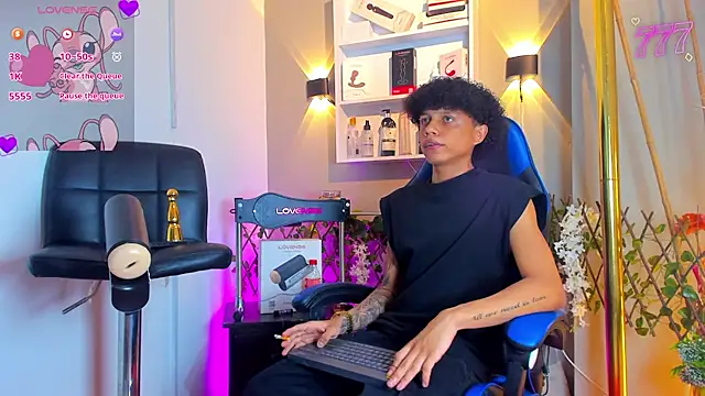  taylor black online show from 07/30/26, 08:41