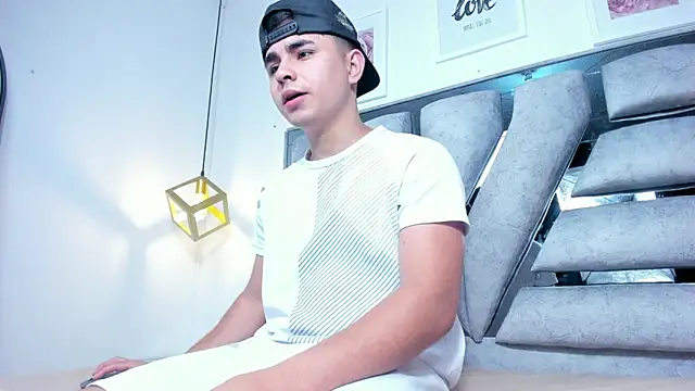 lianfox  online show from 03/10/26, 12:10