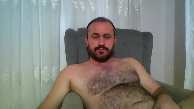 Snapshot of micheal3467 chatting on 09/19/25, 10:32 micheal3467 online show from 09/19/25, 10:32