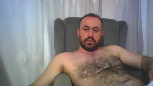 Snapshot of micheal3467 chatting on 03/26/26, 11:43 micheal3467 online show from 03/26/26, 11:43