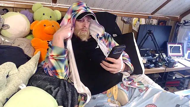 thejuicybacon online show from 12/14/25, 01:49