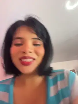 Snapshot of Ada_sienn chatting on 04/26/26, 01:14 Ada sienn online show from 04/26/26, 01:14