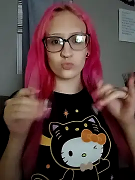 Snapshot of spoiledprincess4 chatting on 10/20/25, 04:35 spoiledprincess4 online show from 10/20/25, 04:35