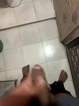 joker 699   online show from 11/17/25, 01:39