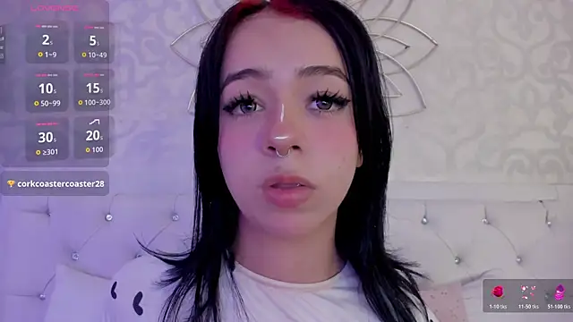 Snapshot of Cassie66_ chatting on 10/21/25, 03:51 Cassie66 online show from 10/21/25, 03:51