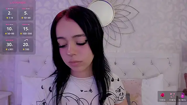 Snapshot of Cassie66_ chatting on 10/22/25, 03:51 Cassie66 online show from 10/22/25, 03:51