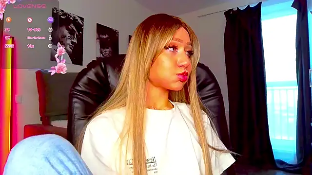 Snapshot of Lisa_Shultz chatting on 02/24/26, 12:36 Lisa Shultz online show from 02/24/26, 12:36