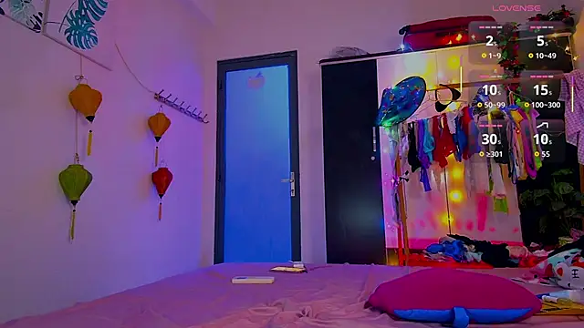 Snapshot of MatildaMuse chatting on 02/27/26, 10:26 MatildaMuse online show from 02/27/26, 10:26